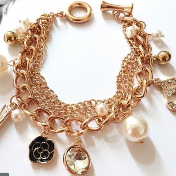 8” Golden Charm Pearls Bracelet Jingly Beaded Bracelet - Picture 2 of 5